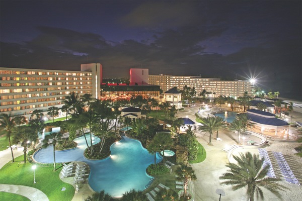 BSNAS - Nassau - Sheraton Nassau Beach Resort At Night - ©The Islands Of The Bahamas.jpg